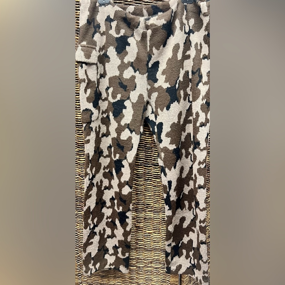 Bob Fratzke - Winona Camo‎ System, Camouflage Patterned Pants- Size: Medium